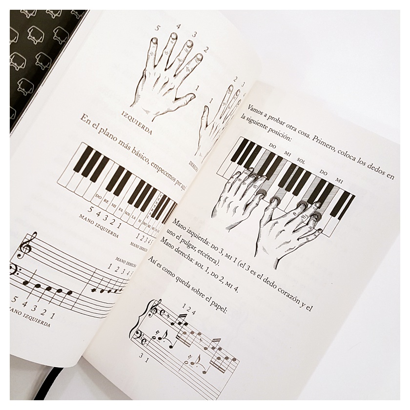 detalle-interior-libro-toca-el-piano